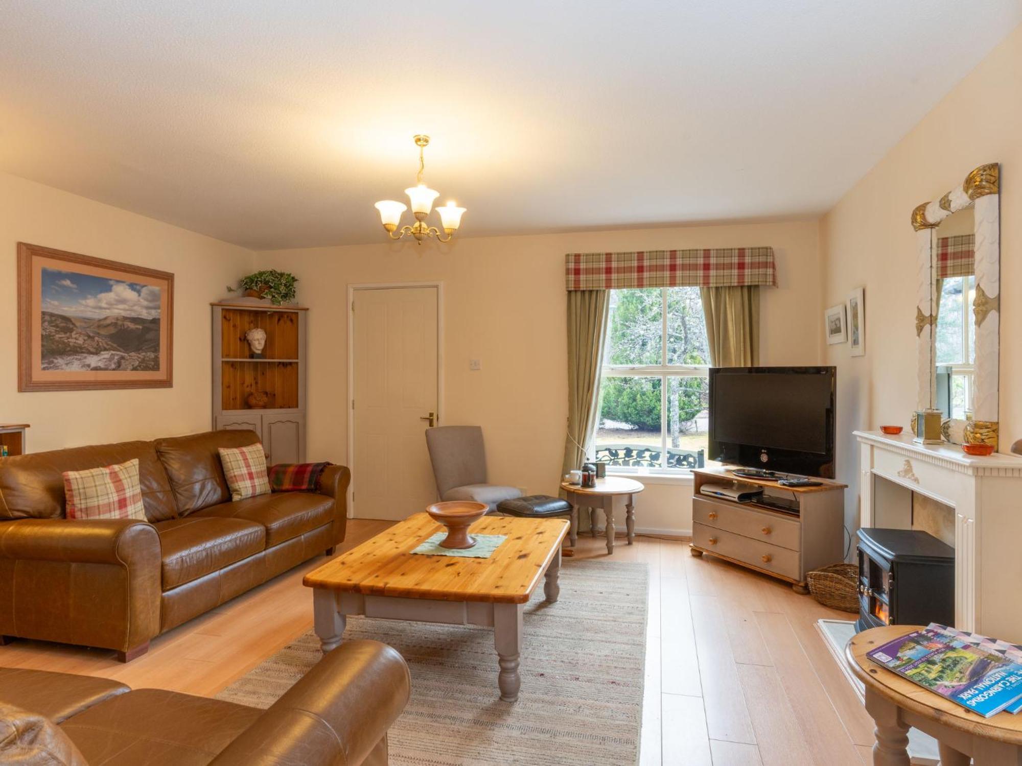 Holiday Home Falcon Lodge By Interhome Aviemore Luaran gambar